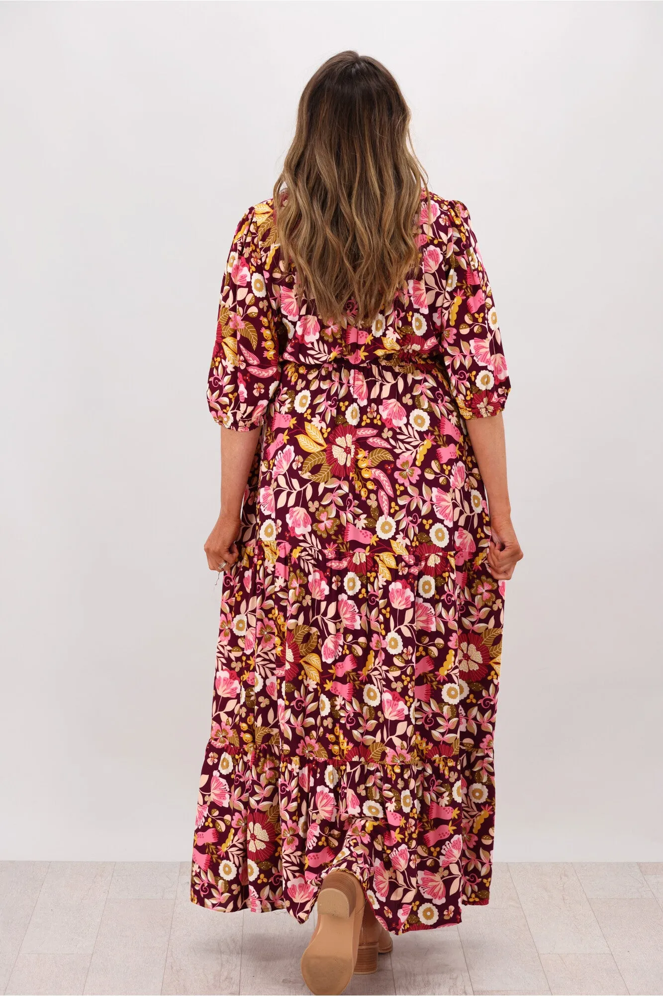 Avamia Mirah V-Neck Maxi Dress Maroon Print
