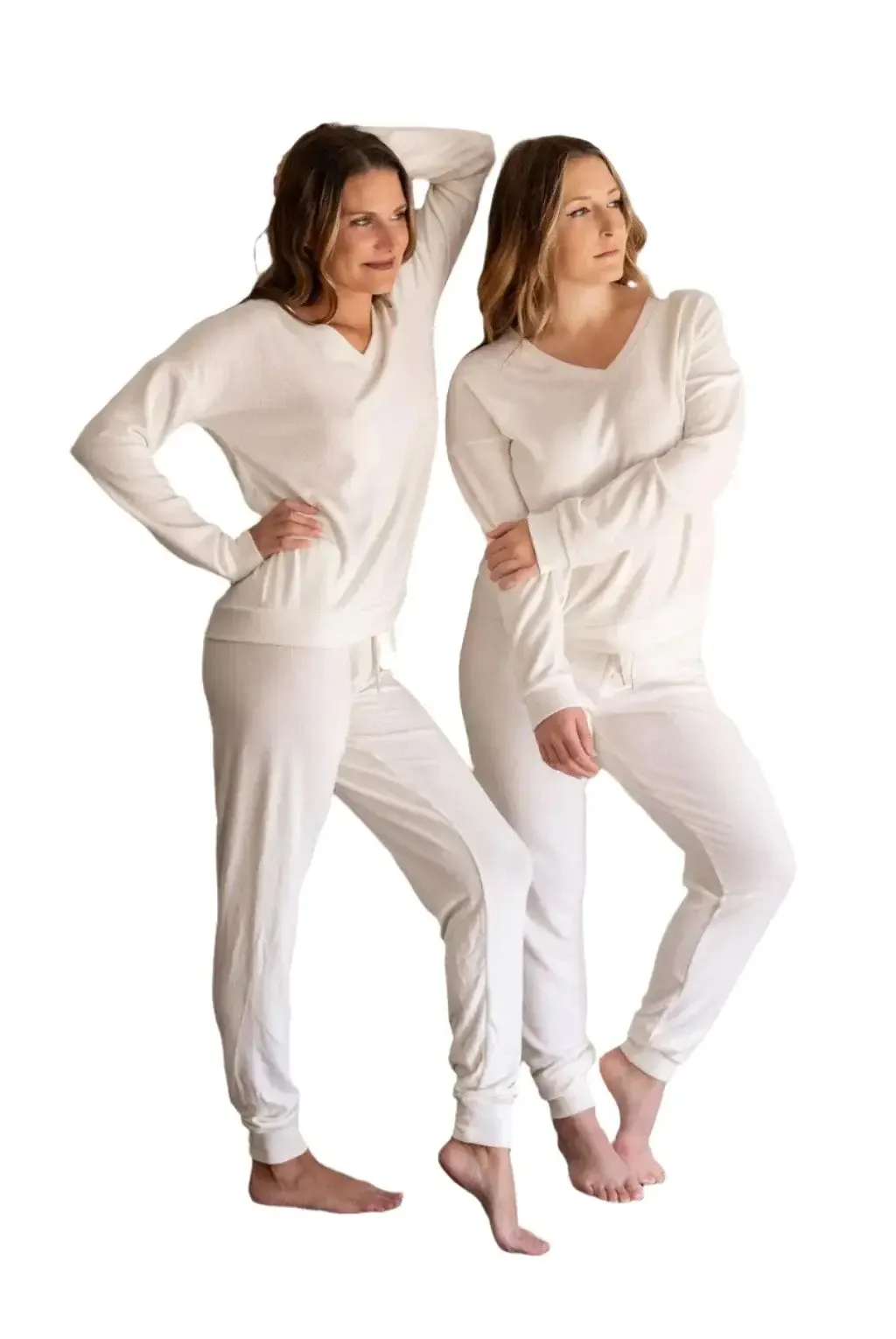 Cozy Loungewear Set with V-Neck Top in Cashmere