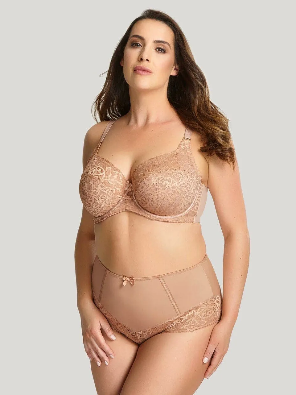 Estel Full Cup