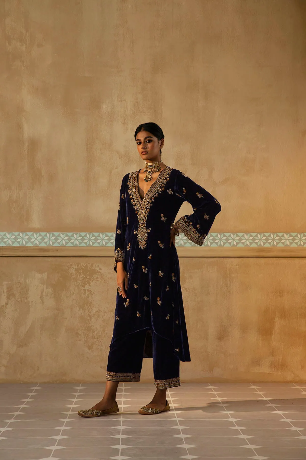Navy Embroidered Mughal Yoke Kurta Set