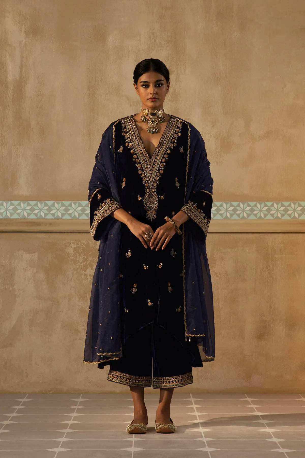 Navy Embroidered Mughal Yoke Kurta Set